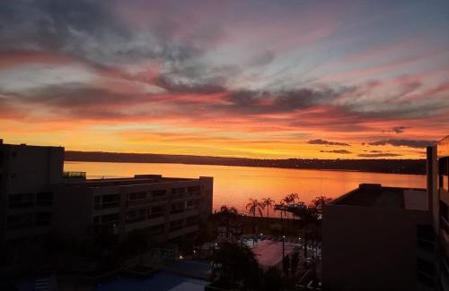 Brasilia Apartment | Brisas do Lago - Lindo apto com vista para o lago