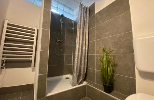 Baja Apartment | Bristol Apartment