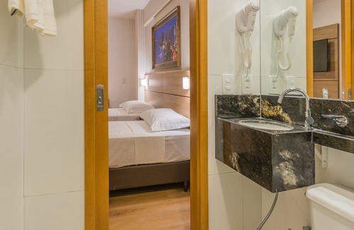 Patriolino Ribeiro Hotel | Bristol Guararapes Hotel