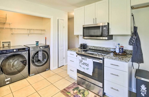 Bristol House | Bristol Home 3 Mi to State Street!