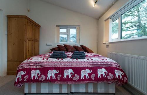 Bristol Apartment | Bristol self-catering studio+kitchen+parking