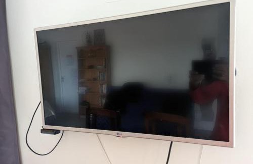 Bristol Apartment | Bristol self-catering studio+kitchen+parking
