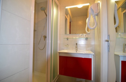 Cahors Hotel | Brit Hotel Cahors - Le Valentré