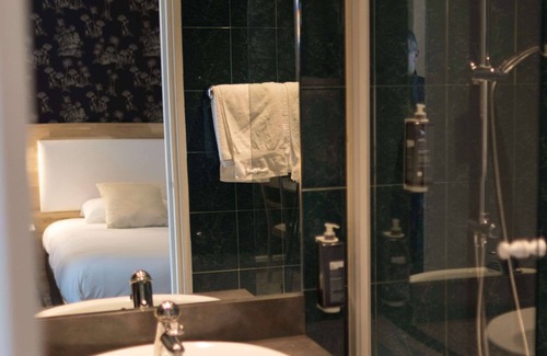 Troyes Hotel | Brit Hotel Le Royal - Troyes