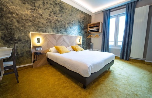 Troyes Hotel | Brit Hotel Le Royal - Troyes