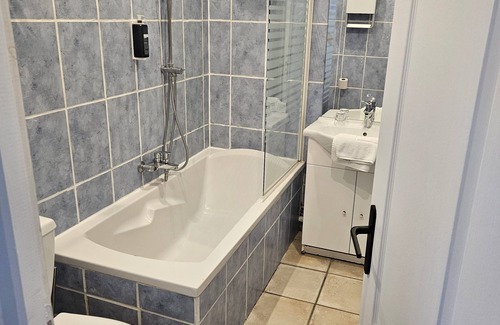 Old Town Hotel | Brit Hotel Les Comtes de Champagne Centre Historique