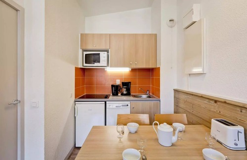 La Perriere Apartment | Britania Residence - FULL APARTMENT SKIS CENTRE FOR PIEDS