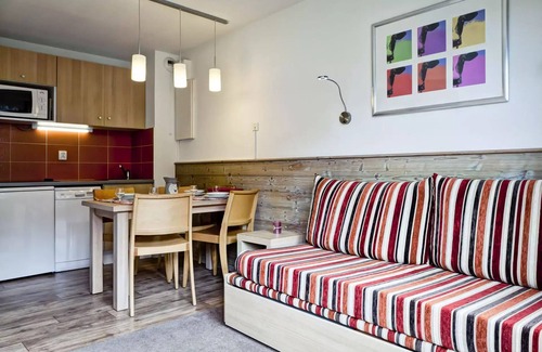 La Perriere Apartment | Britania Residence - FULL APARTMENT SKIS CENTRE FOR PIEDS