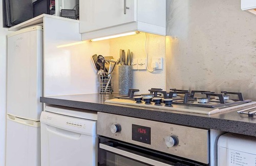 Seafront Apartment | Britannia Harbour View | by Brighton Holiday Lets