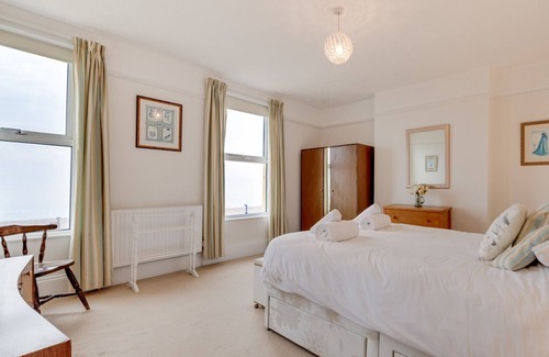 Seaton Apartment | Brixham View - Two Bedroom Apartment, Sleeps 4