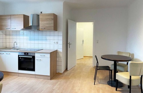 Rhein-Erft-Kreis District Apartment | Brl01 - Apartment in Brühl-mitte, 60qm, 2 Zimmer, Max. 4 Personen
