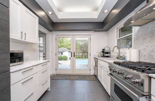 Broad Ripple Villa | Broad Ripple Villa w/Pool
