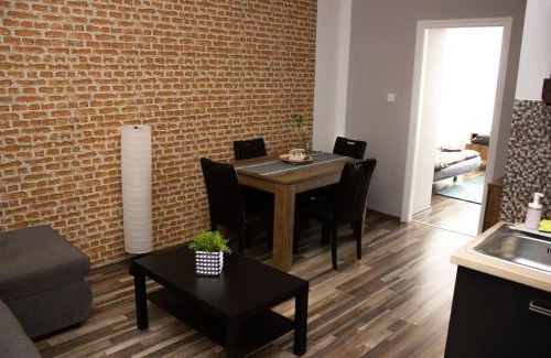 Debrecen Apartment | Broadway Apartments B2