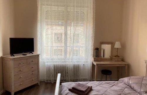Debrecen Apartment | Broadway Apartments B3