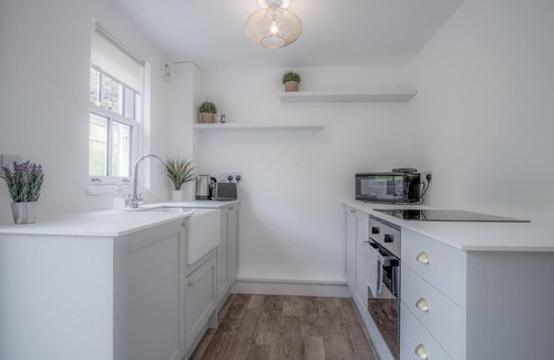 St Brides House | Brook Cottage - 2 Bedroom Cottage - Dale