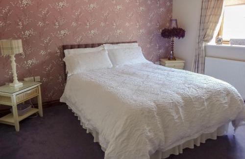 Wroot House | Brook Lodge Country Cottage