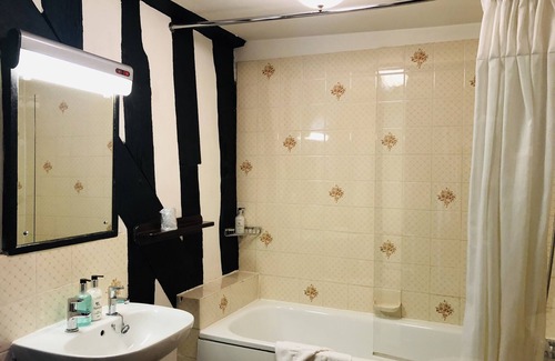 Colchester Hotel | Brook Red Lion Hotel