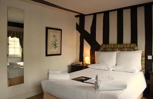 Colchester Hotel | Brook Red Lion Hotel