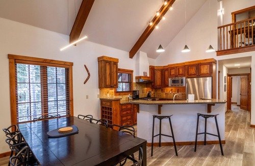 Tamarack Ski Chalet | Brookside Chalet - Tranquil Chalet |Wrap-Around Deck |Pet Friendly