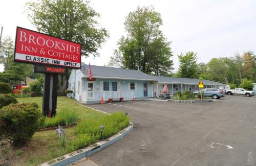 Southern Coast Hotel | Brookside Inn & Cottages