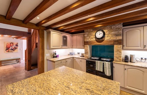 Blockley House | Brookside tranquility in the Cotswolds