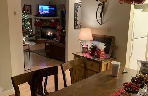 Pigeon Forge Ski Chalet | Brookstone Retreat: Your Tranquil Oasis in the Smokies