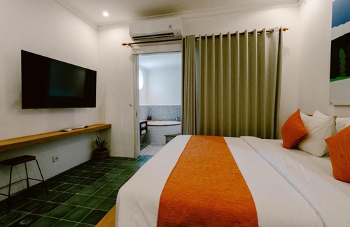 Batubelig Hotel | Brown Feather Hotel