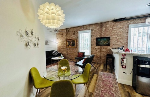 Bisbee Hotel | Brownstone Loft Suite-Historic Building in the Heart of Historic Downtown Bisbee