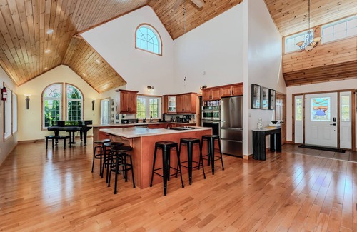 Northern Bruce Peninsula House | Bruce Peninsula Forest Escape on 16 acres w/Pickleball Court!
