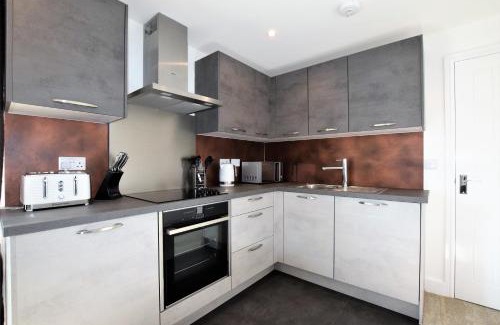Bristol Apartment | Brunel Loft Apartments - YA