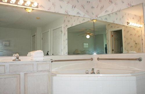 Calabash Apartment | Brunswick Plantation Golf Studio 604L