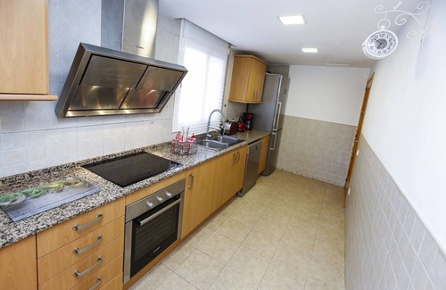 Cambrils Ski Chalet | BRUSELAS Terraced House