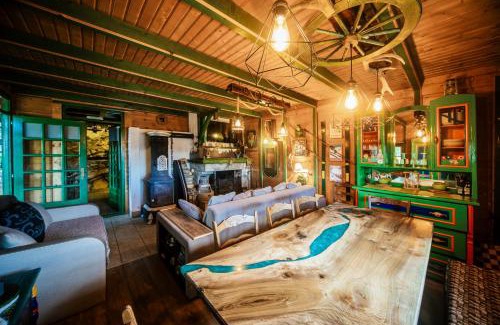 Central Serbia Cabin | Brvnara Orlovo Gnezdo