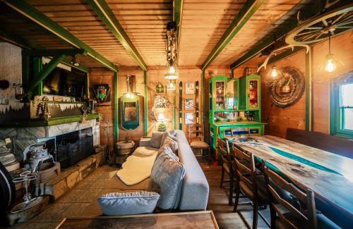 Central Serbia Cabin | Brvnara Orlovo Gnezdo