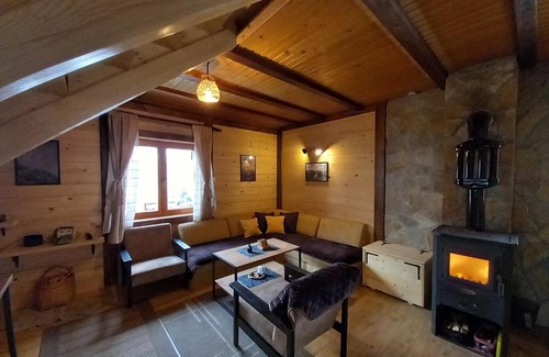 Kremna Cabin | Brvnare Na Brdu