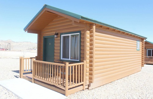 Tropic Cabin | Bryce Valley Lodging