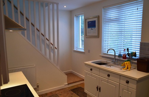 Beaumaris Cottage | Bryn Celyn Cottage - near Beaumaris Sleeps 6
