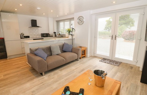 Llanfairpwllgwyngyll Cottage | BRYN EGLWYS BACH, family friendly in Llanfairpwllgwyngyll