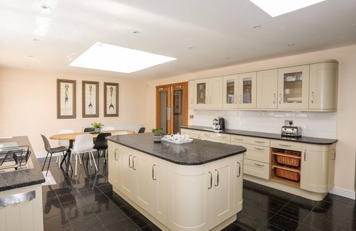 Bangor Cottage | BRYN OGWEN, pet friendly, luxury holiday cottage in Bangor