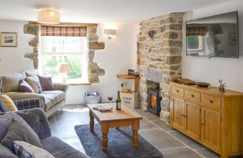 Mawddwy House | Bryn Salem