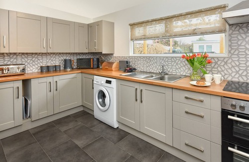 Llanbedrog House | Bryn Tirion - Three Bedroom House, Sleeps 5