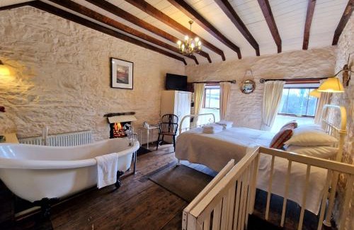 Blaencelyn House | Bryn-y-Gof