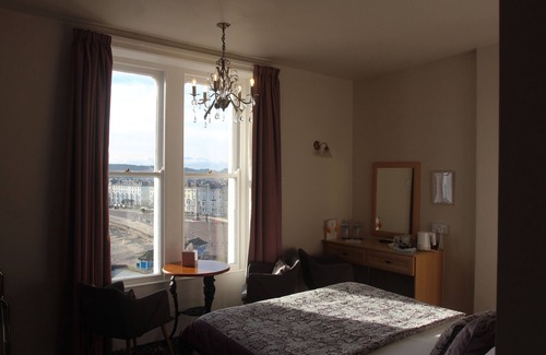 Llandudno Bed & Breakfast | Bryn-Y-Mor Hotel