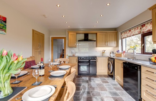 Garndolbenmaen House | Bryn Ystrad Llyn - Four Bedroom House, Sleeps 8