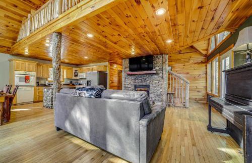 Bryson City House | Bryson City Cabin with Stunning Views and Hot Tub!