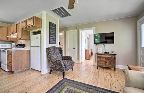 Bryson City Cottage | Bryson City Retreat: Fire Pit + Mountain Views!