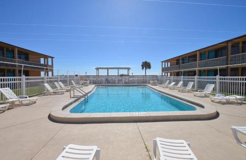 St. George Island Hotel | Buccaneer Inn