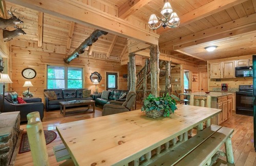 Logan Cabin | Buckeye Trail | Hocking Hills
