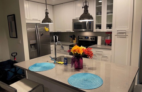 Lenox Apartment | Buckhead Bliss Luxury , 2-bedroom in enchanting Atl within steps from Lenox Mall
