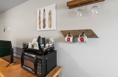 West Yellowstone Hotel | Bucking Moose Badger Room (#3)